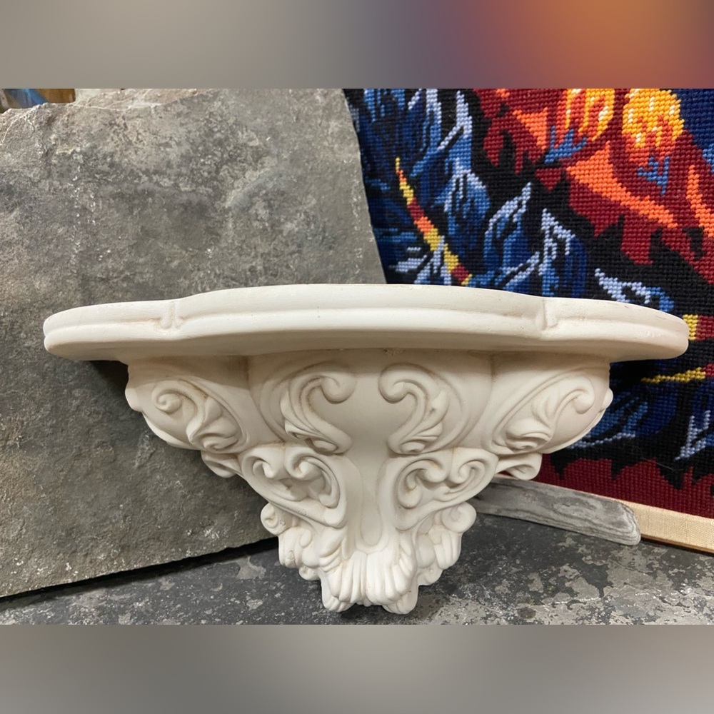 Hand Cast Plaster Filigree Floating Shelf - Picture 9 of 11